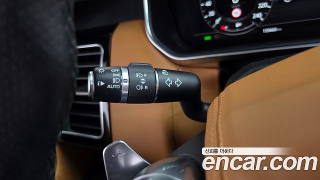 Land Rover Range Rover Sport 2018 — photo 37