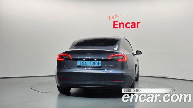 Tesla Model 3 2022 — photo 4