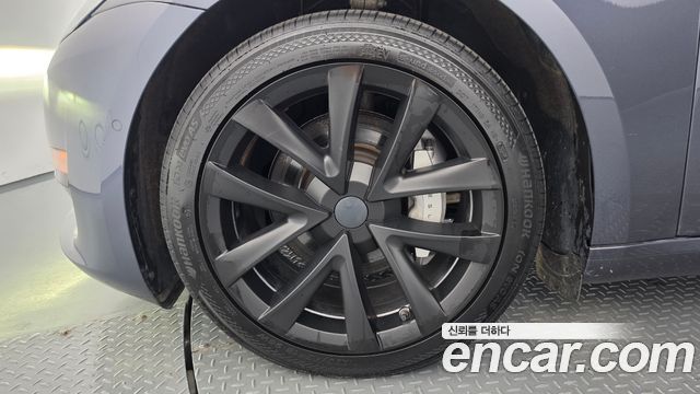 Tesla Model 3 2022 — photo 5