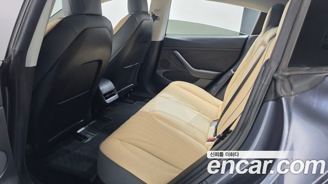 Tesla Model 3 2022 — photo 17