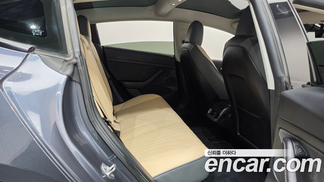 Tesla Model 3 2022 — photo 18