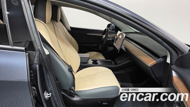 Tesla Model 3 2022 — photo 16