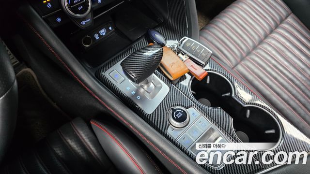 Genesis G70 2019 — photo 12