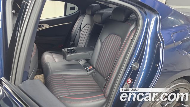 Genesis G70 2019 — photo 18
