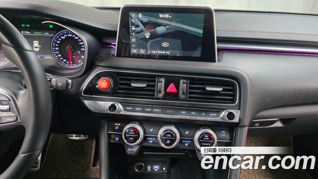 Genesis G70 2019 — photo 19