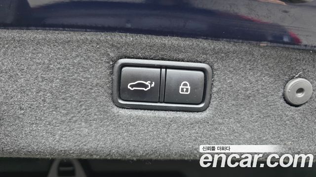Genesis G70 2019 — photo 22