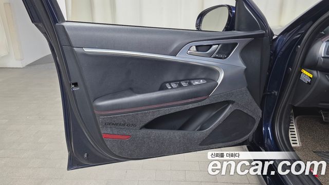 Genesis G70 2019 — photo 14