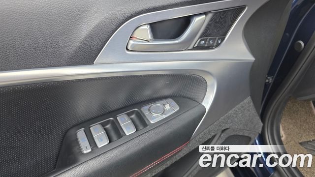 Genesis G70 2019 — photo 29