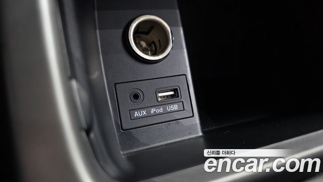 Hyundai AVANTE 2016 — photo 32