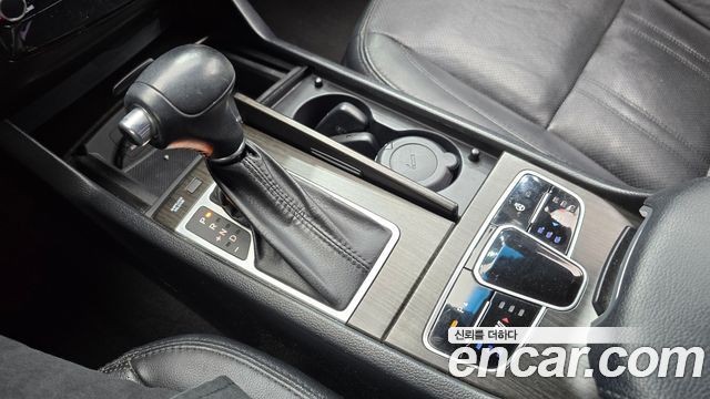 Kia K7 2012 — photo 12
