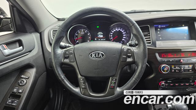 Kia K7 2012 — photo 19