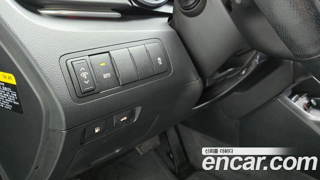 Kia K7 2012 — photo 23