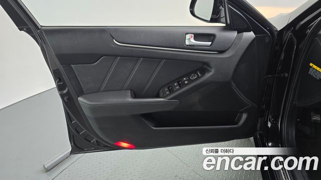 Kia K7 2012 — photo 14
