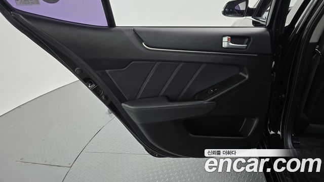 Kia K7 2012 — photo 15