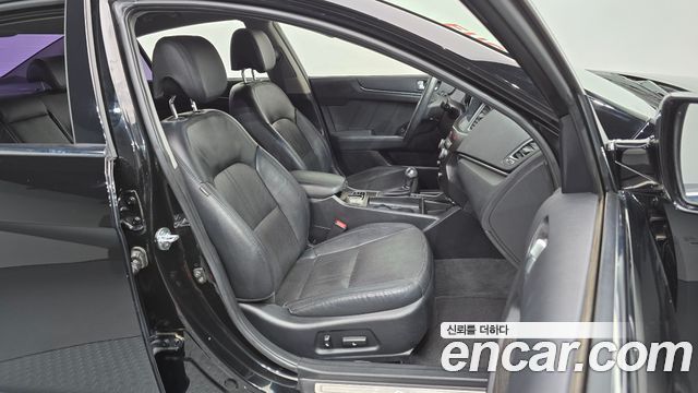 Kia K7 2012 — photo 16