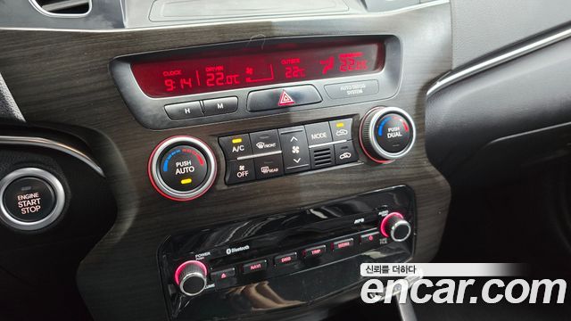 Kia K7 2012 — photo 28