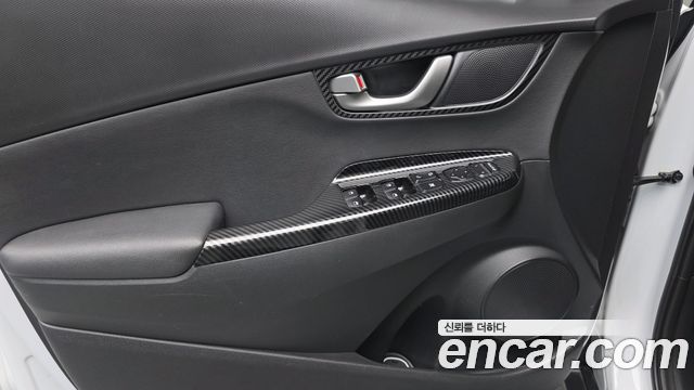 Hyundai Kona 2018 — photo 14
