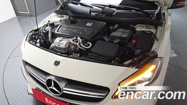 Mercedes-Benz A-Class 2018 — photo 6