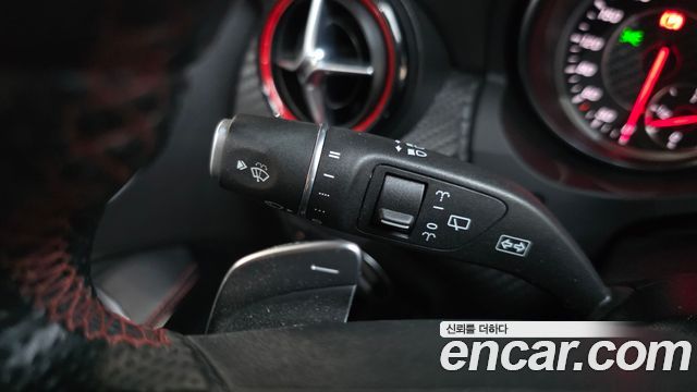 Mercedes-Benz A-Class 2018 — photo 33