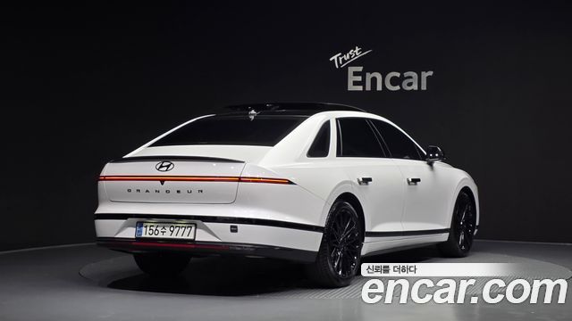 Hyundai Grandeur 2023 — photo 2
