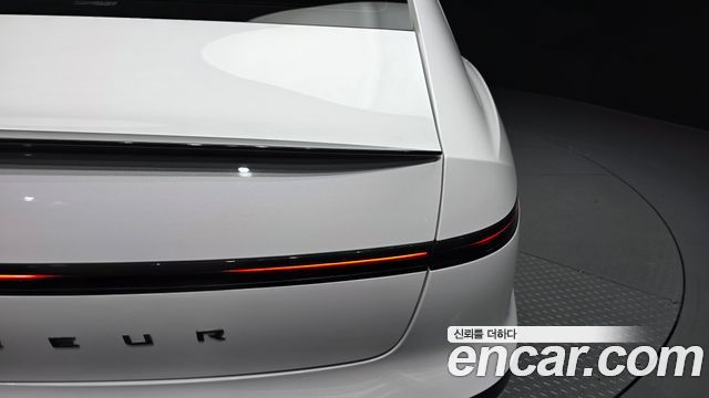 Hyundai Grandeur 2023 — photo 9