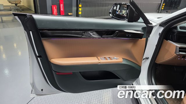 Hyundai Grandeur 2023 — photo 14