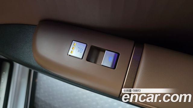 Hyundai Grandeur 2023 — photo 32