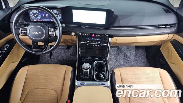 Kia Canival 2023 — photo 7