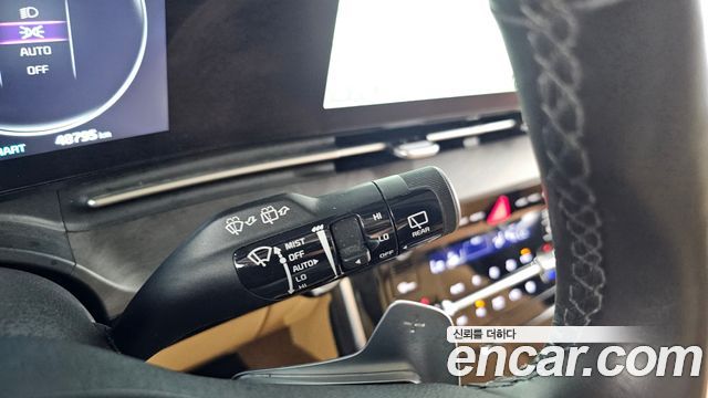 Kia Canival 2023 — photo 16