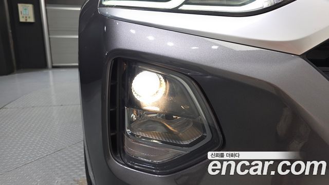 Hyundai Santafe 2019 — photo 8
