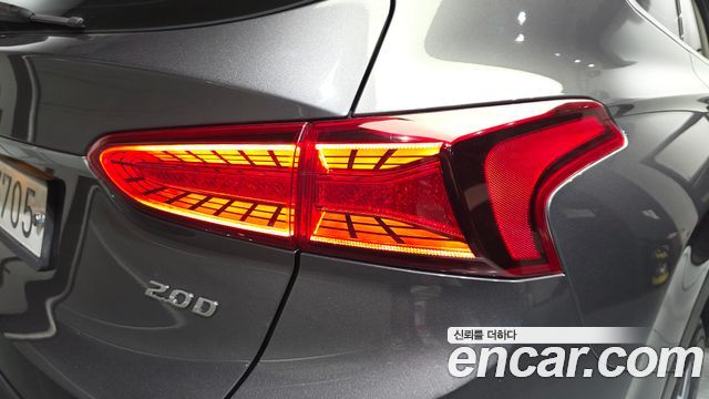 Hyundai Santafe 2019 — photo 9