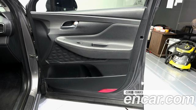 Hyundai Santafe 2019 — photo 15