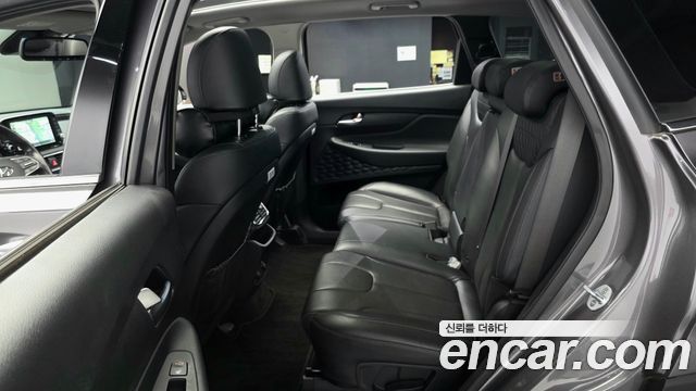 Hyundai Santafe 2019 — photo 16