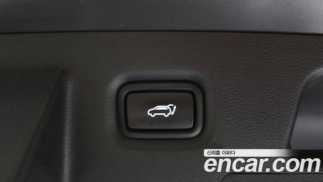 Hyundai Santafe 2019 — photo 27