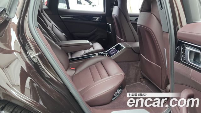 Porsche Panamera 2020 — photo 17