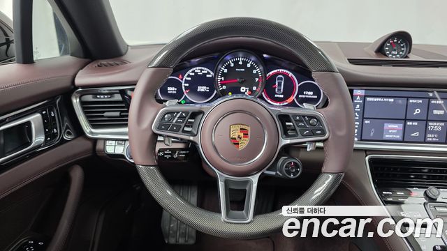 Porsche Panamera 2020 — photo 18
