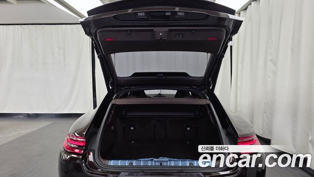 Porsche Panamera 2020 — photo 26