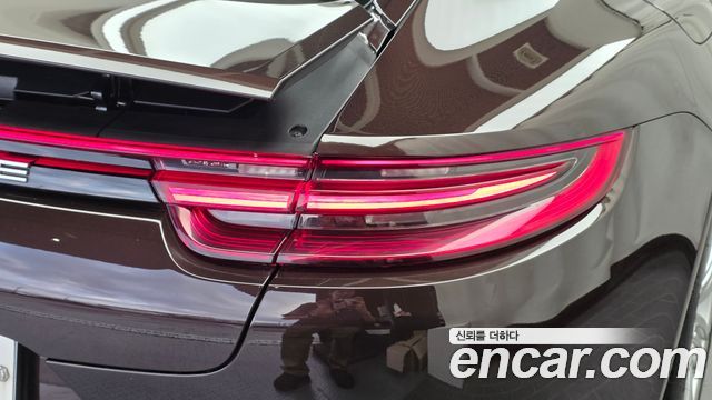 Porsche Panamera 2020 — photo 9