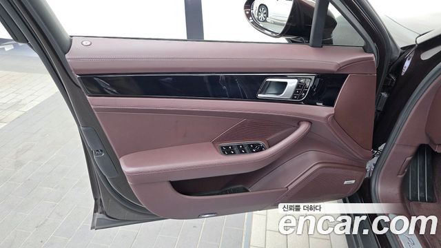 Porsche Panamera 2020 — photo 14