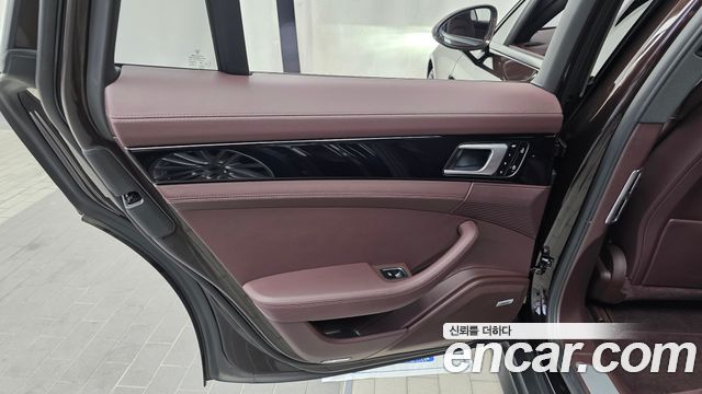 Porsche Panamera 2020 — photo 15