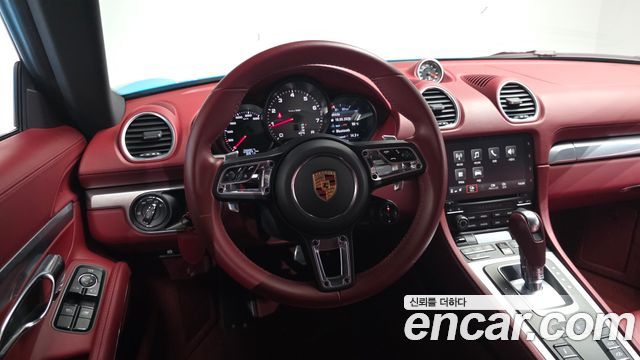 Porsche 718 2018 — photo 17