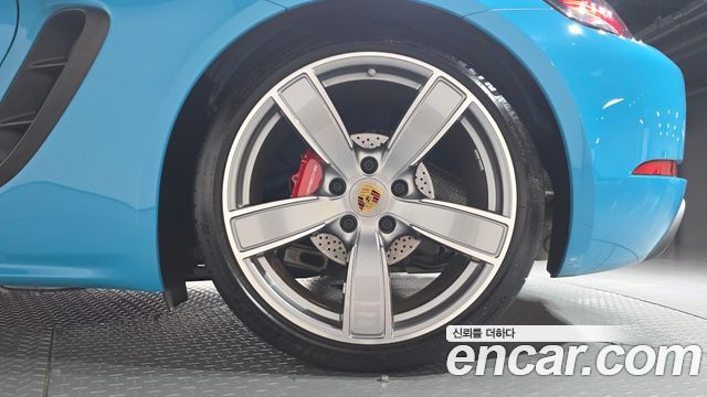 Porsche 718 2018 — photo 7