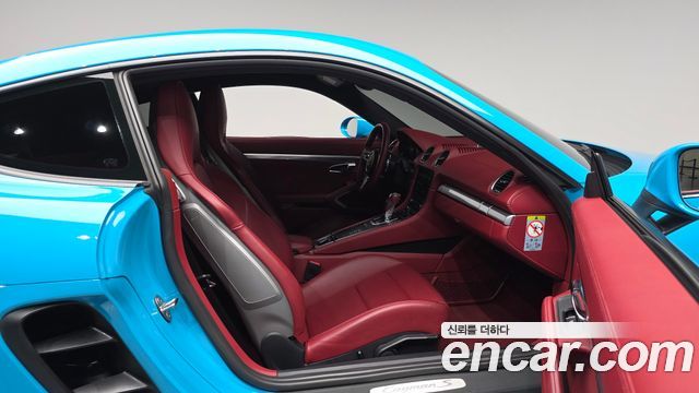 Porsche 718 2018 — photo 16