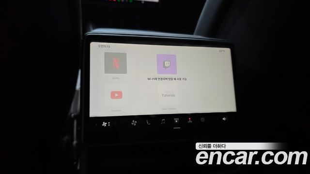 Tesla Model Y 2026 — photo 25