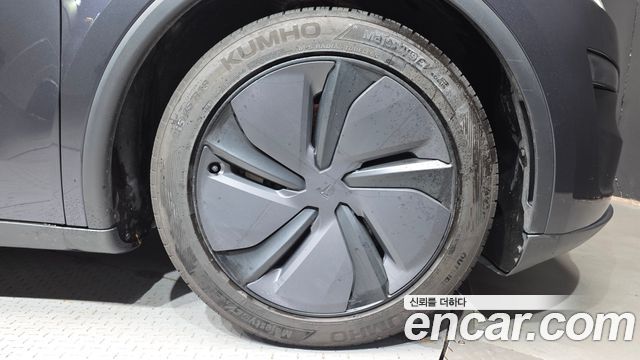 Tesla Model Y 2026 — photo 7