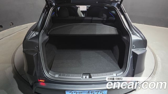 Tesla Model Y 2026 — photo 29