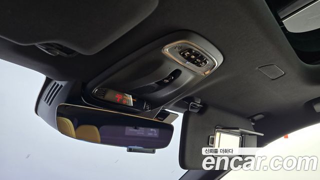 Volvo XC90 2017 — photo 20