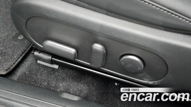 Hyundai Kona 2025 — photo 24