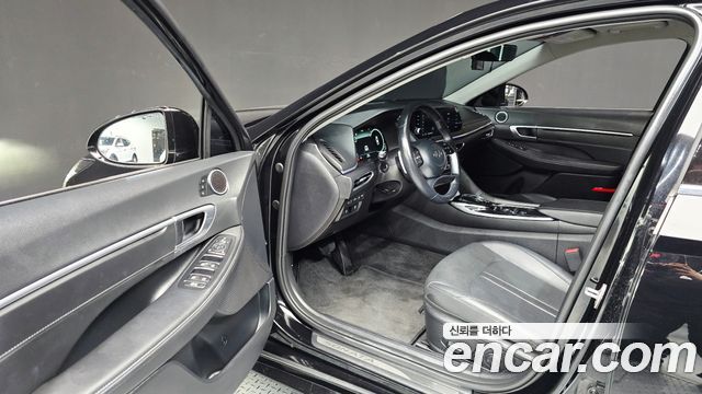 Hyundai Sonata 2023 — photo 10