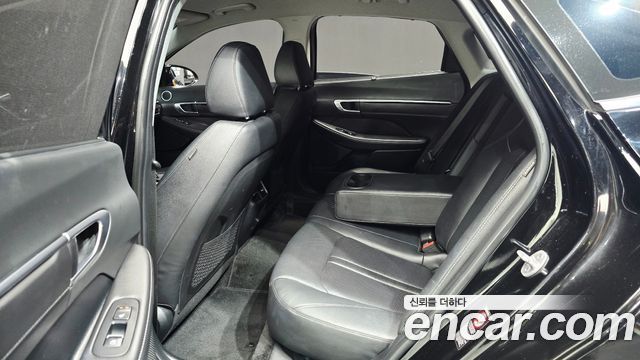 Hyundai Sonata 2023 — photo 11